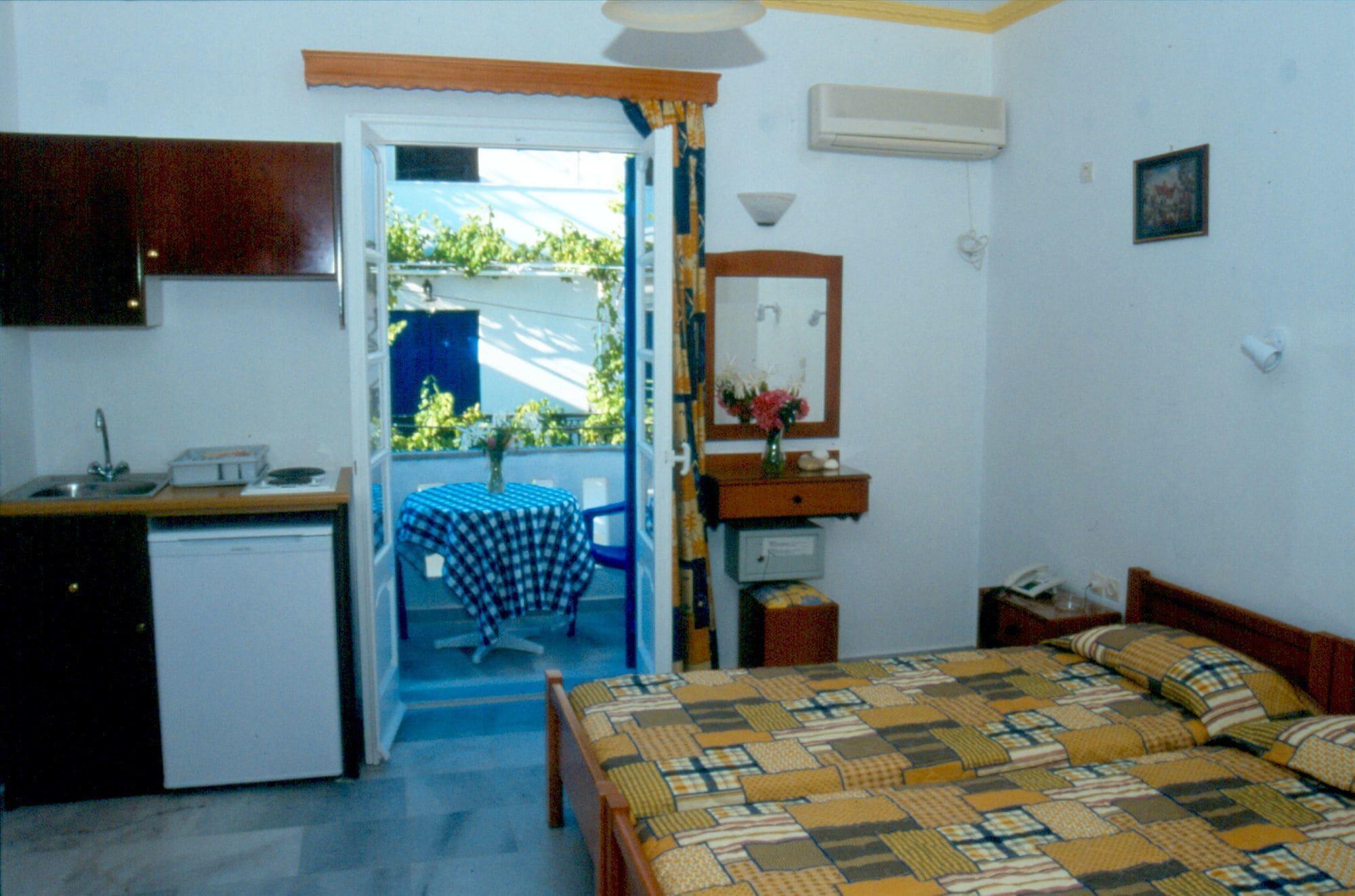 Studios Rea Sun Naxos City Exterior foto